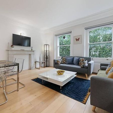 Knightsbridge Two Bed Apartment London Eksteriør billede